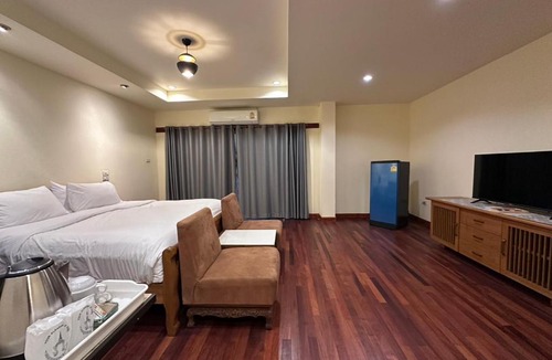 Chang Moi Hotel | Prince Hotel Chiang Mai