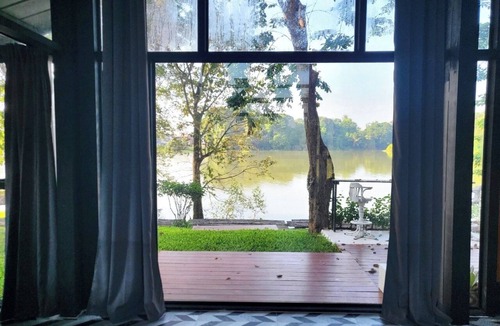 Ratchaburi House | Private cozy riverside vacation house