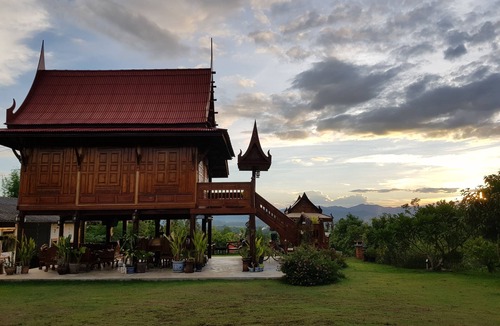 Mae Faek Mai House | Private house