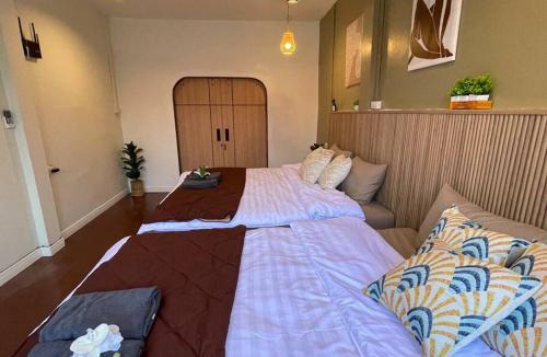 Banglamphu Apartment | Private house with Pagoda view, near Grand Palace
