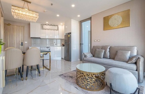 South Pattaya Apartment | Private Swim Up Pool Apartment on Jomtien Beach Pattaya
