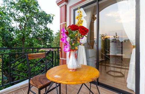 Sangkat Sla Kram Villa | Privet Suite Villa + Wifi+Pickup Service