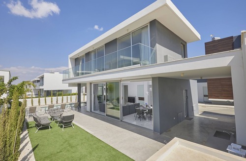 Protaras Villa | Protaras Olivine Villa Ol13