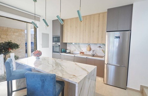 Protaras Cottage | Protaras Vie Bleu Villa VB8 - a villa that sleeps 7 guests in 3 bedrooms