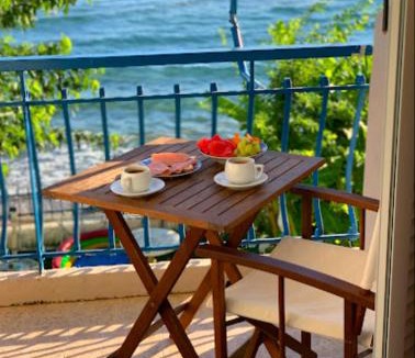 Psarou Apartment | Psarou Thalassa Studios