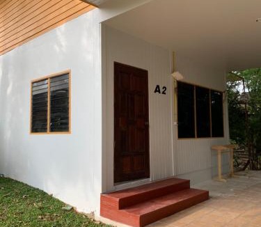 Mittaphap Resort | Putan-namsai Resort
