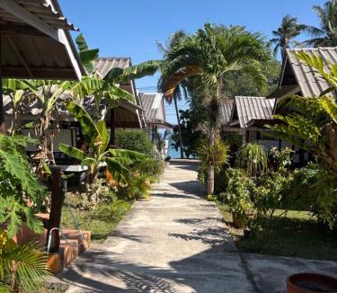 Ko Yao House | Pyramid Bangalow