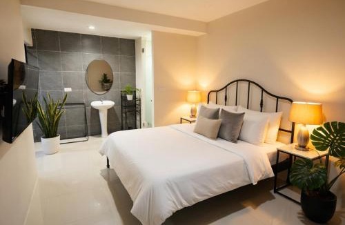 Lat Krabang Apartment | Quiet Retreat Near Airport & City Access