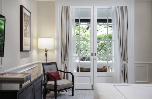 Daun Penh Hotel | Raffles Hotel Le Royal