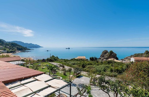 Corfu House | Rainbow villa, 40 meters from Pelekas beach with wonderful seaview 93 sq