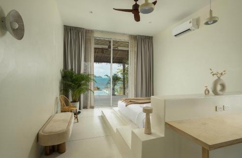 Haad Pleayleam Villa | Rare 5BR Oasis - 30m to Sea
