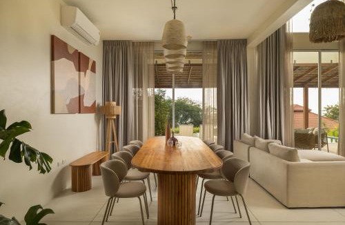 Haad Pleayleam Villa | Rare 5BR Oasis - 30m to Sea
