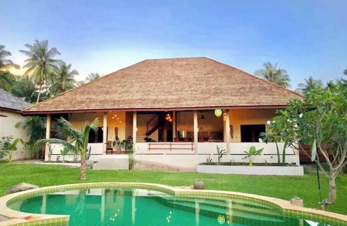 Hin Hong Villa | Rare Listing 13 Bedrooms, 3 villas, 3 swimming pools for up to 26 guests
