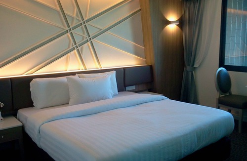 Arun Amarin Hotel | RD Hotel