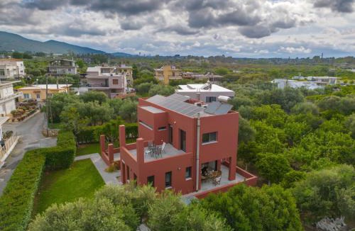 Souda Villa | Red Castle