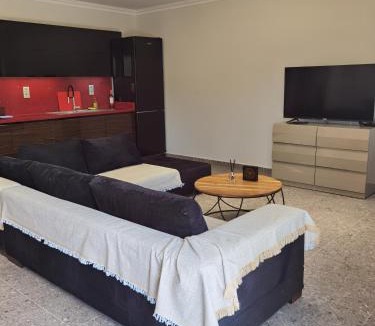 Vlicho Apartment | Red