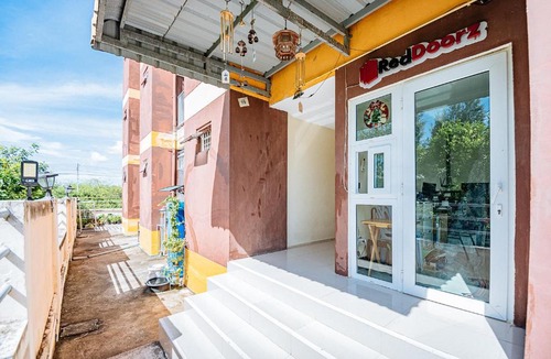 Cha-am Hotel | RedDoorz Supattranai Home Hua Hin