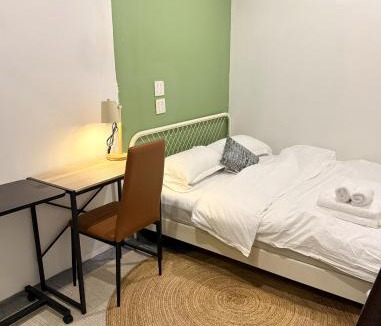 Bangkok Central Business District House | Ren Asoke l 8 min to BTS&MRT central Sukhumvit