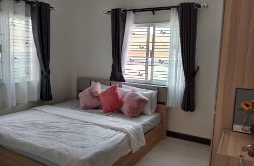 Nong Prue House | Renita 3BR Holiday Home