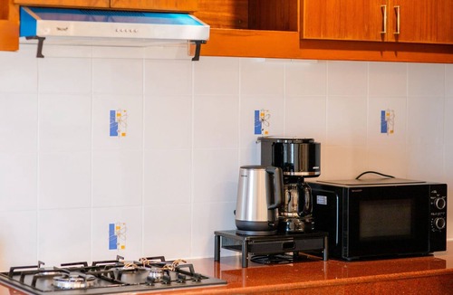 Kamala House | Renovated 3BR Beach House, 7-Min Walk to Kamala Beach!