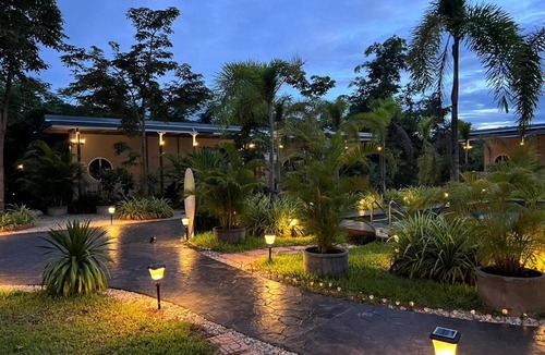 Ban Hong House | Resort de Si Tia