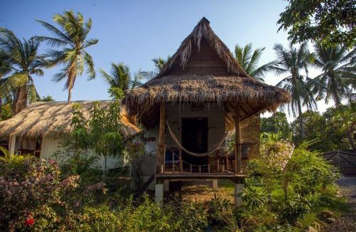 Kampot House | Retro Kampot Guesthouse