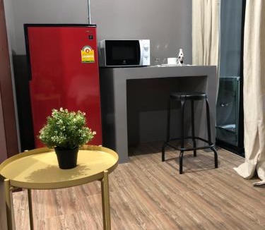 Lam Luk Ka Hostel | RIK APARTMENT