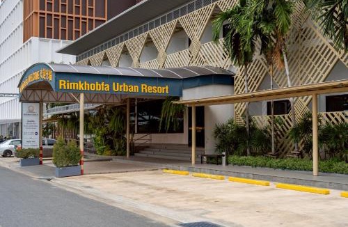 Mueang Samut Prakan District Resort | Rimkhobfa Urban Resort