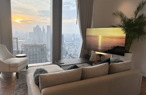 Silom Condo | Ritz Carlton Residences level 52nd! Breathtaking view!
