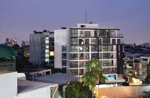 Phra Khanong Nuea Apartment | Ritzy In Phrakanong area