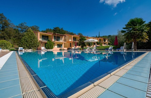 Ano Korakiana House | Rivendell Apartments