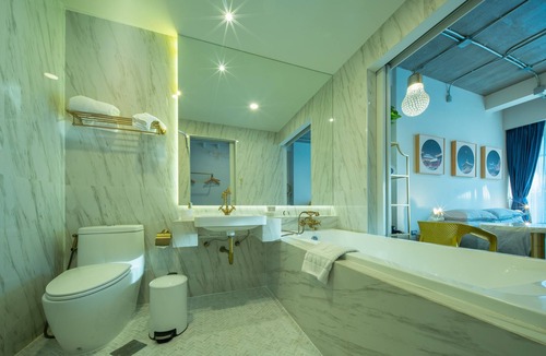 Pa Tan Hotel | River Art Hotel