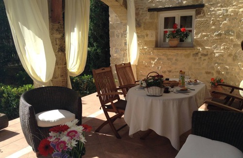 Platanias Town House | Rock House's Villa Melody Luxurious Cretan Villa with private pool and garden.