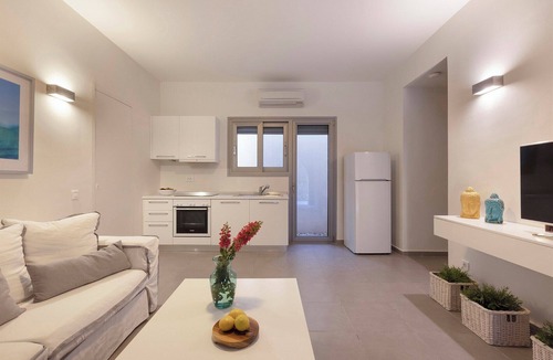 Kilada Villa | Roellia - Six Bedroom Villa, Sleeps 12