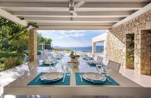 Kilada Villa | Roellia - Six Bedroom Villa, Sleeps 12