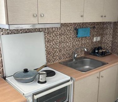 Zavlani Apartment | Roksana