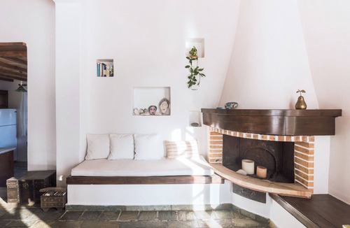 Agios Romanos Villa | Romano Garden House · 50 m from the beach, Tinos