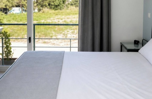 Mantzavinata House | Romanos Xi