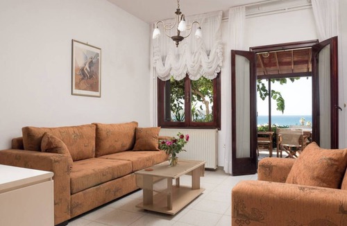 Kato Stalos House | Romantic Corner - Anoula Osase Sea View Maisonette