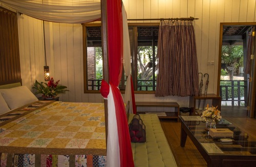 Kampong Thma Hotel | Romduol Island Chalet