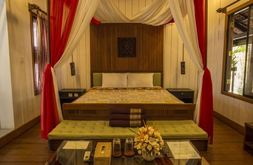 Kampong Thma Hotel | Romduol Island Chalet