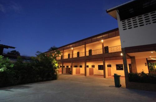Chumphon House | Room Place