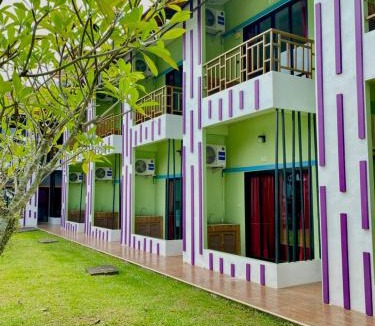 Phanat Nikhom Hotel | RoomQuest Chonburi Phanat Nikhom
