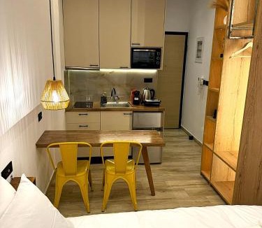 Patras Apartment | Roro Center Suites