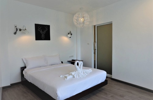 Pak Nam Pran Hotel | Rublom & Chomview Huahin Pranburi