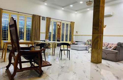 Chamkar Mon House | Russian Market Bakery and Guesthouse
