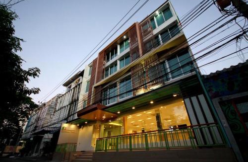 Ratchathewi Bed & Breakfast | S3 Residence Park