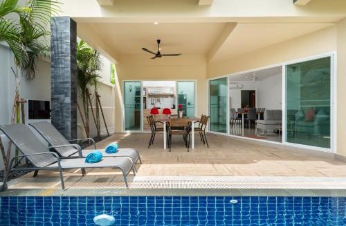 Ban Saiyuan Villa | Sabai Villas, 7 min drive from Naiharn & Rawai, Private pool, Four villas available