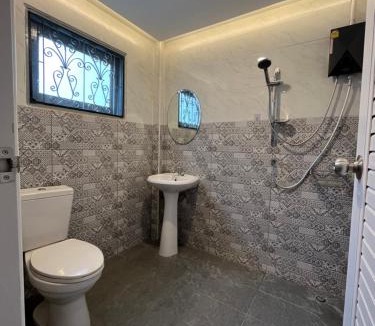 Khlong Chak Phra House | Saen Saran property