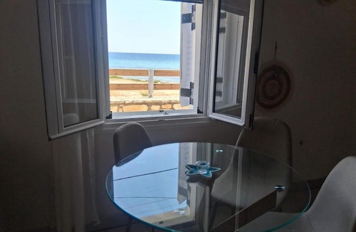 Akrotiri House | Salt & Sea Studio